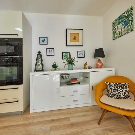 Apartment Pineapple *