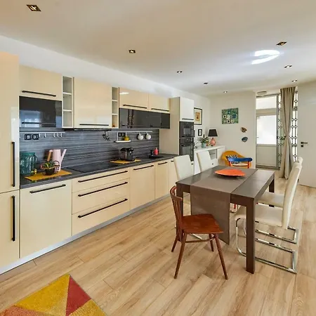 Pineapple Apartman Pozsony